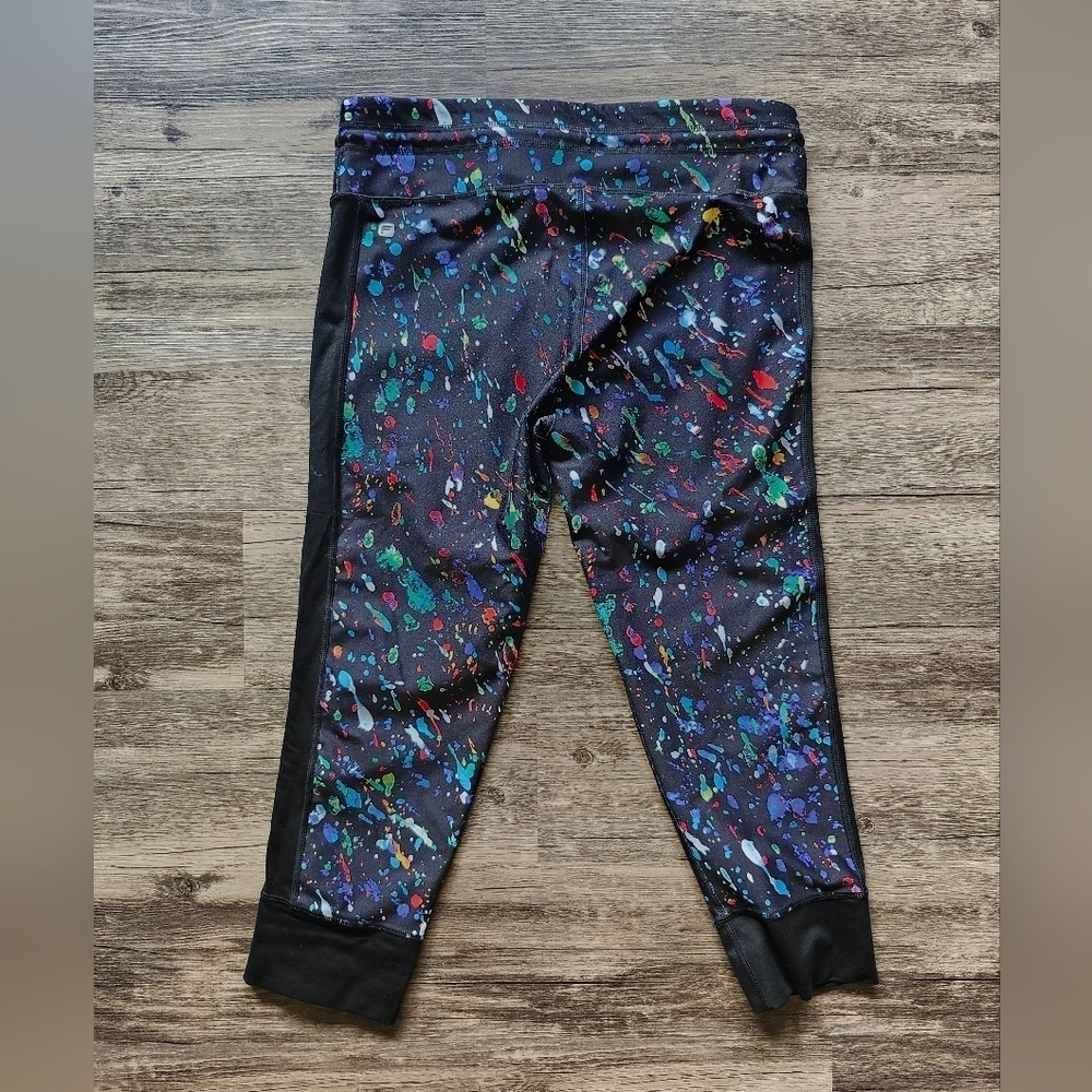 Fabletics Colorful Paint Splatter Print Cropped Leggings - Picture 4 of 4